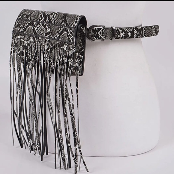 Fabulous Faux Snakeskin Belted Fringe bag - Picture 1 of 5